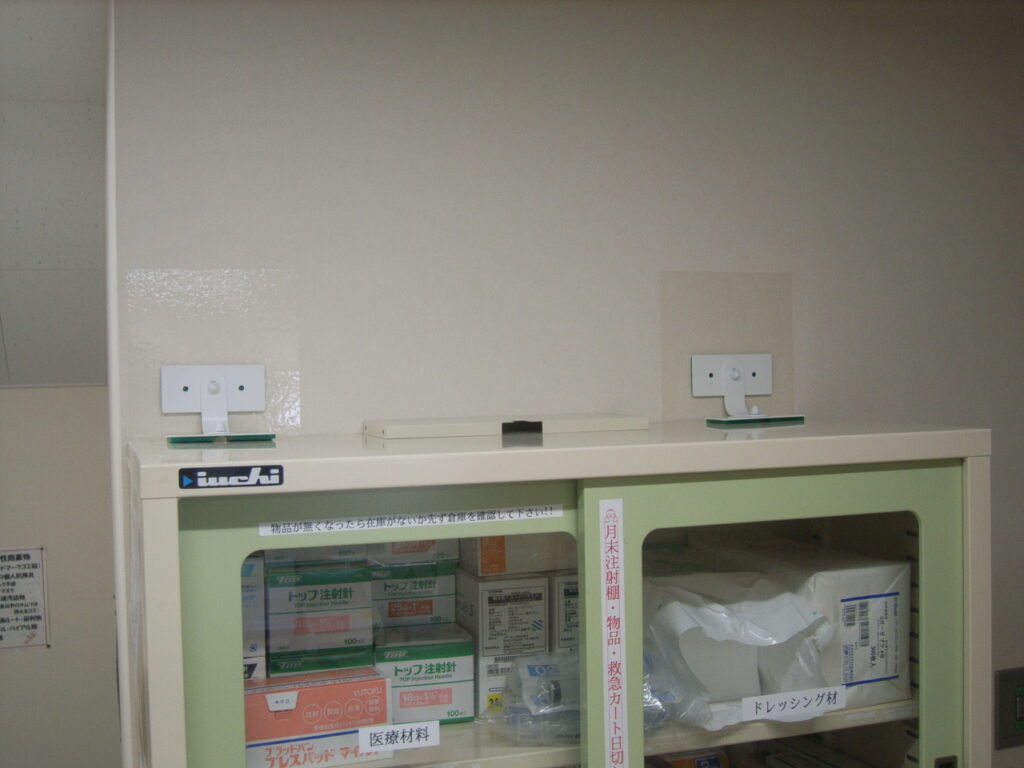 secured cabinet with Pro7 KPS5-1